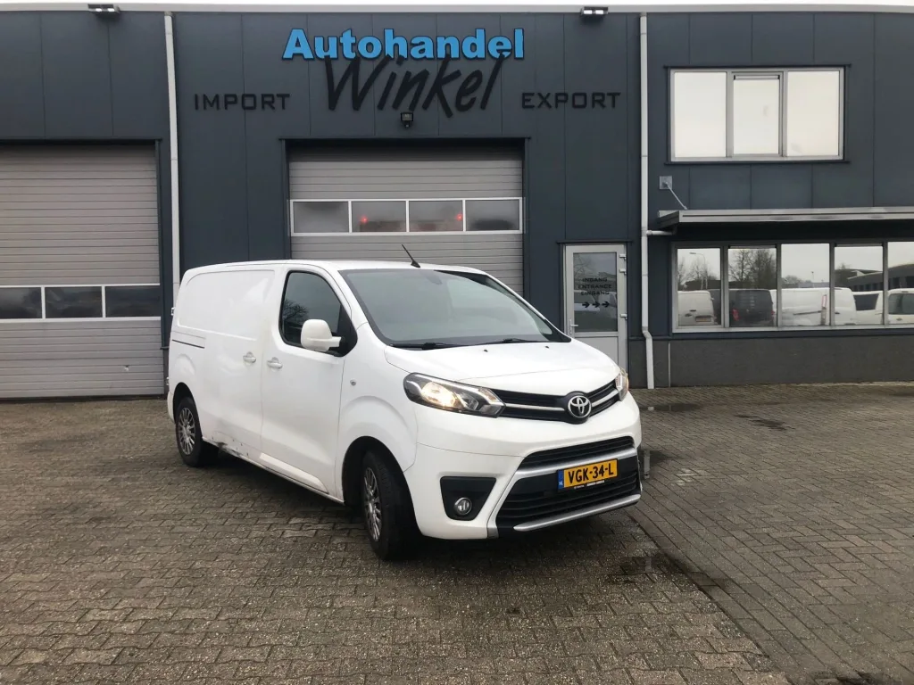 Toyota Proace (2020) — foto 1