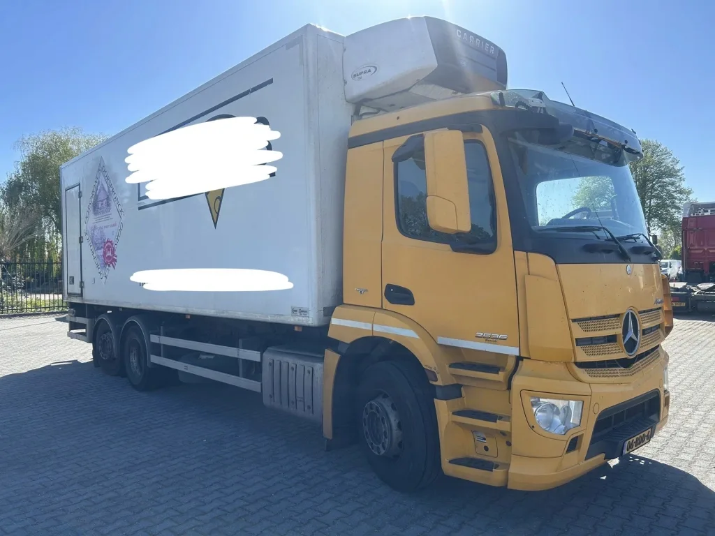 Mercedes-Benz ANTOS (2013) — foto 1