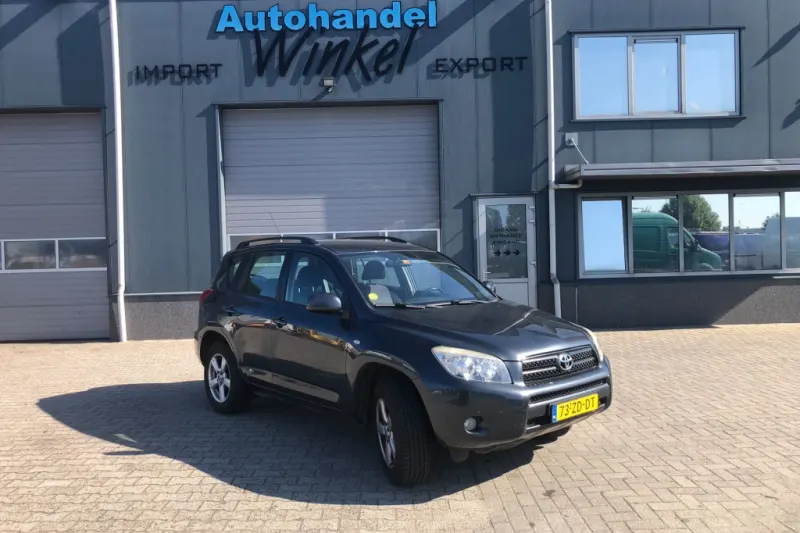 Toyota RAV4 (2008)
