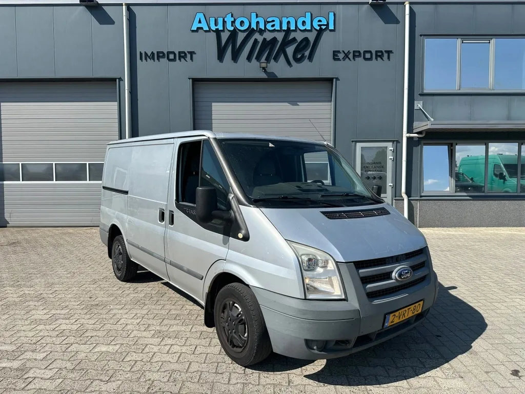 Ford Transit (2011) — foto 1