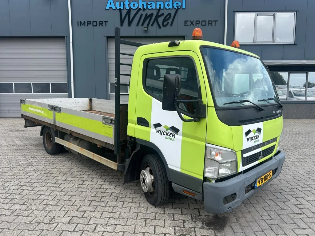 Mitsubishi Canter (2013) — foto 1