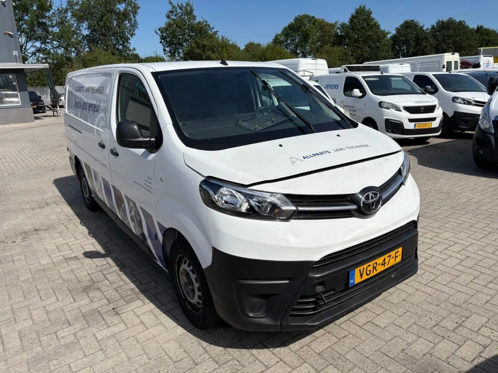 Toyota Proace (2020) — foto 1