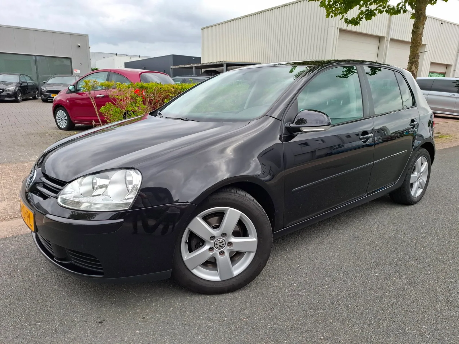 Volkswagen Golf (2006) — foto 1