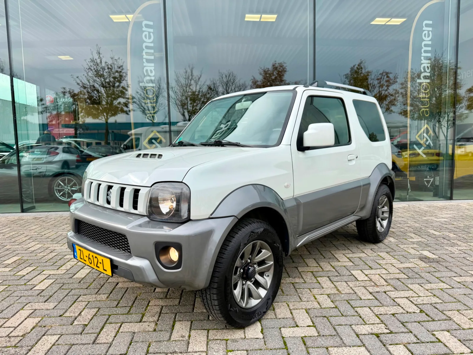 Suzuki Jimny (2015) — foto 1