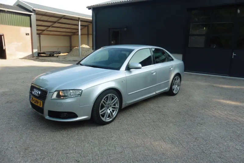 Audi A4 (2006)