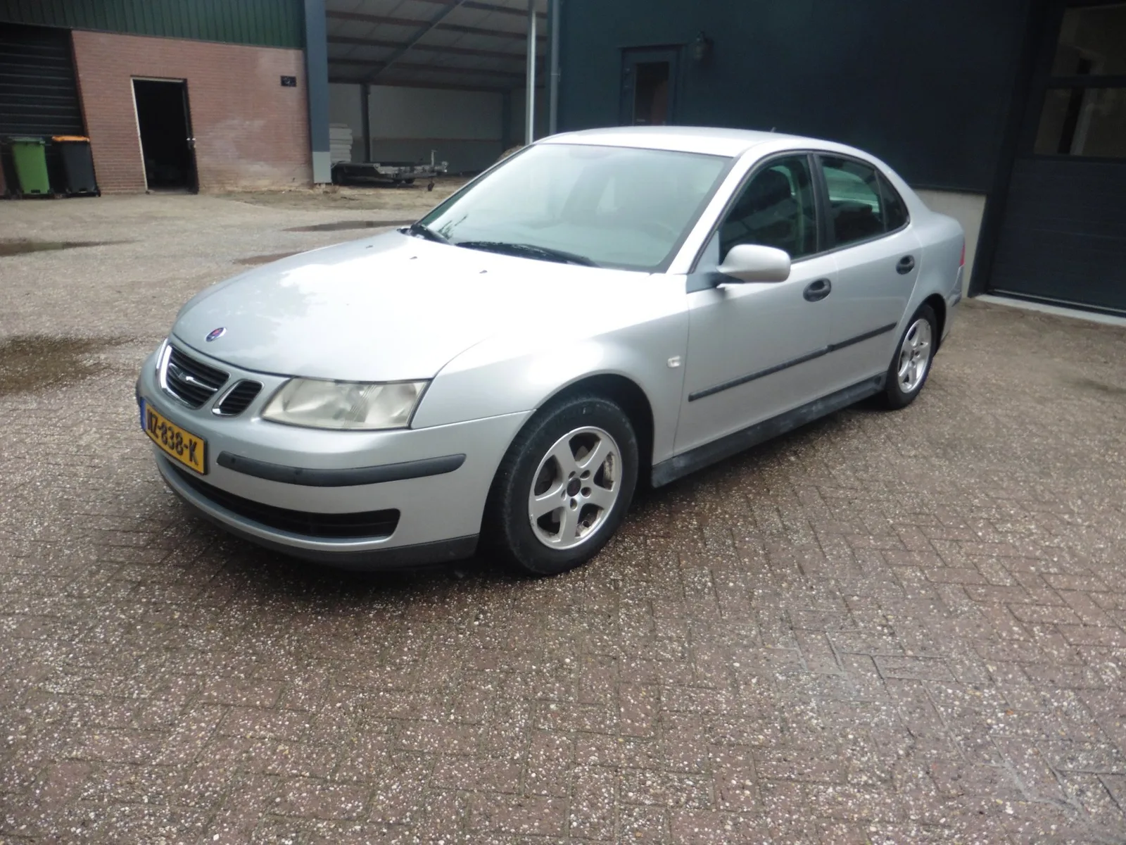 Saab 9-3 (2005) — foto 1