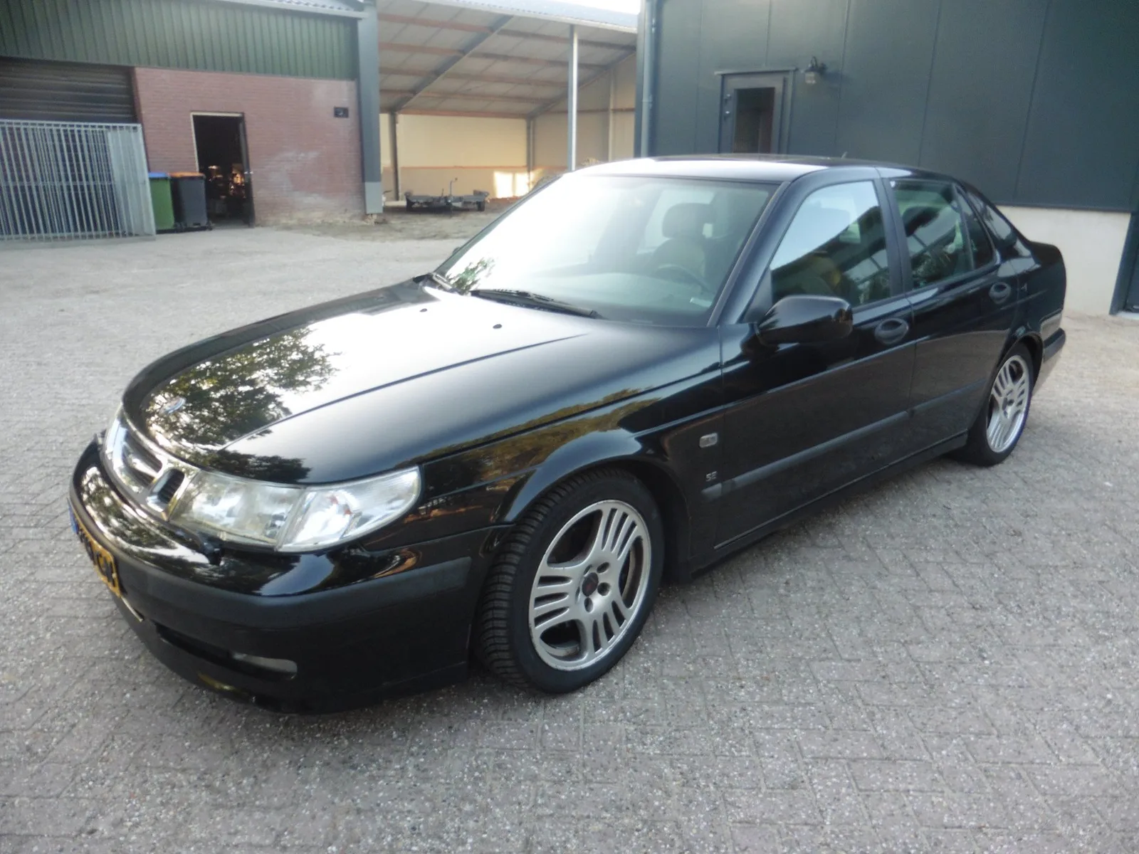 Saab 9-5 (2001) — foto 1