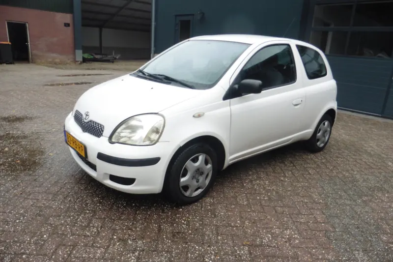 Toyota Yaris (2005)