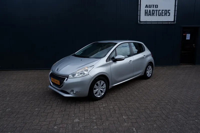 Peugeot 208 (2014)