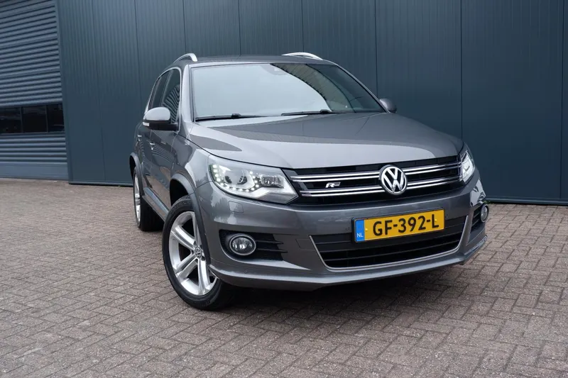 Volkswagen Tiguan (2015)
