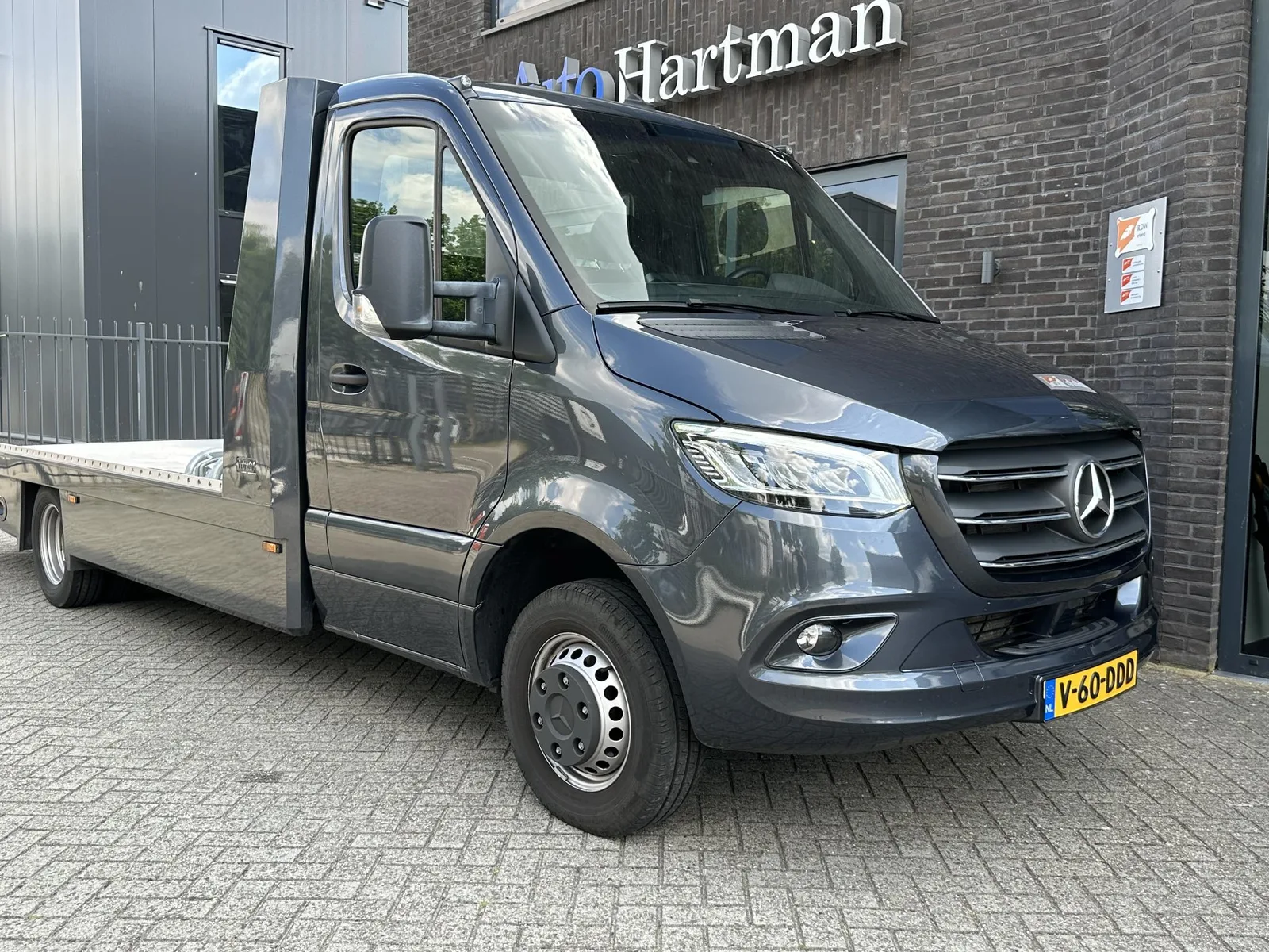 Mercedes-Benz Sprinter (2024) — foto 1