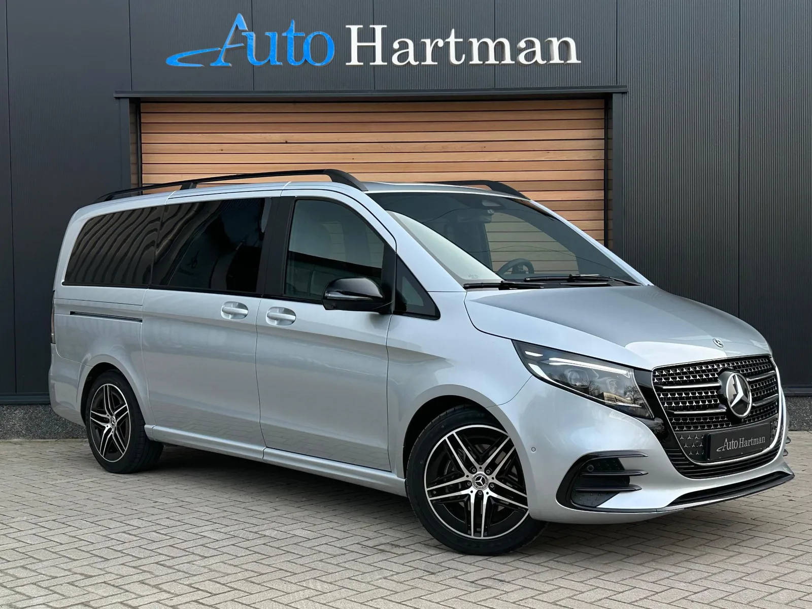 Mercedes-Benz V-Klasse (2024) — foto 1