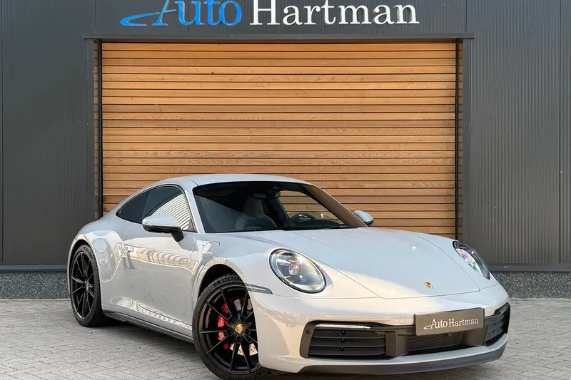Porsche 911 (2020)
