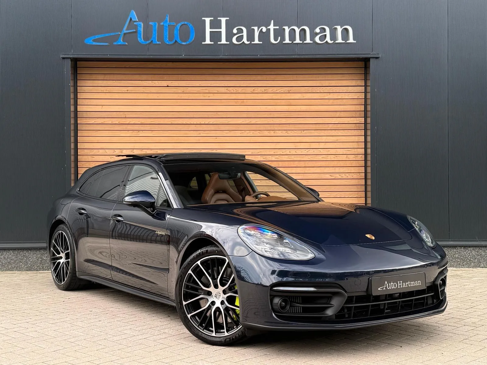 Porsche Panamera (2021) — foto 1