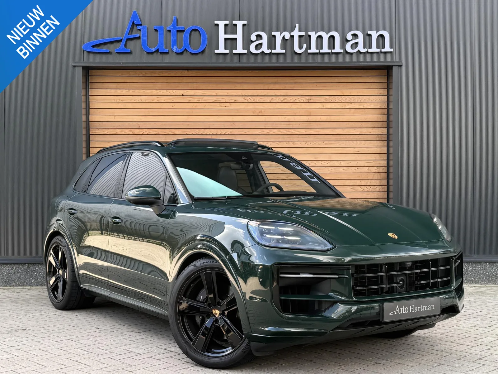 Porsche Cayenne (2024) — foto 1