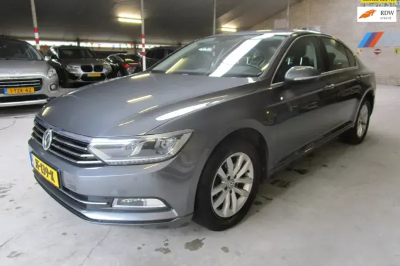 Volkswagen Passat (2016)