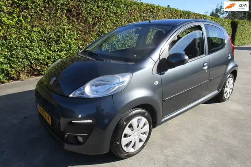 Peugeot 107 (2012)