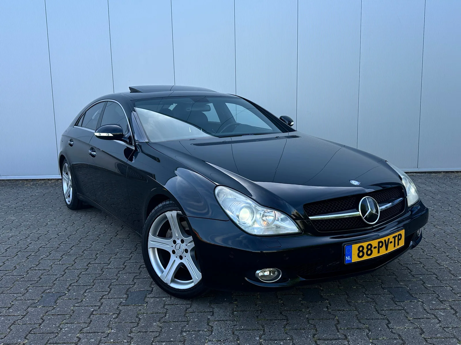 Mercedes-Benz CLS-Klasse (2005) — foto 1