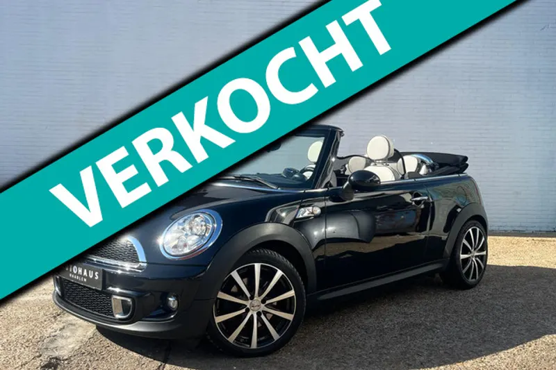 MINI Cabrio (2015)