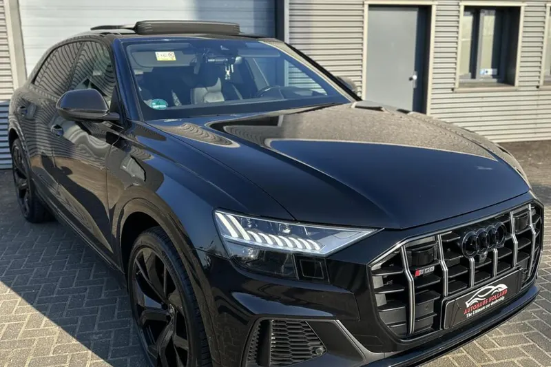 Audi SQ8 (2020)