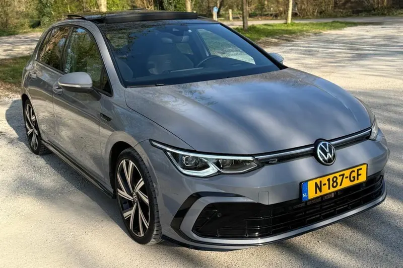 Volkswagen Golf (2021)