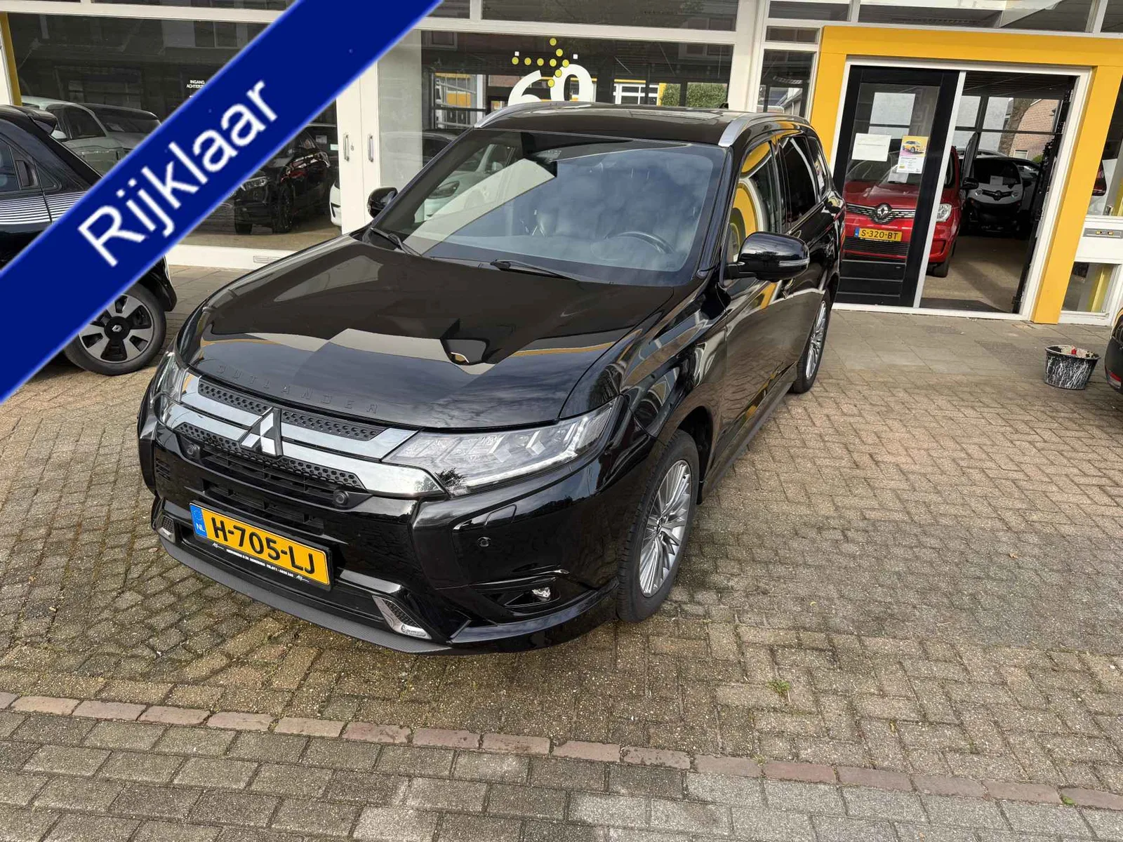 Mitsubishi Outlander (2020) — foto 1