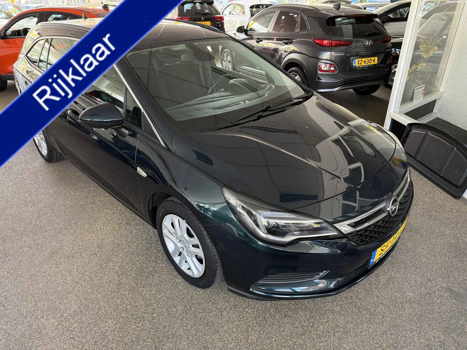 Opel Astra (2018) — foto 1