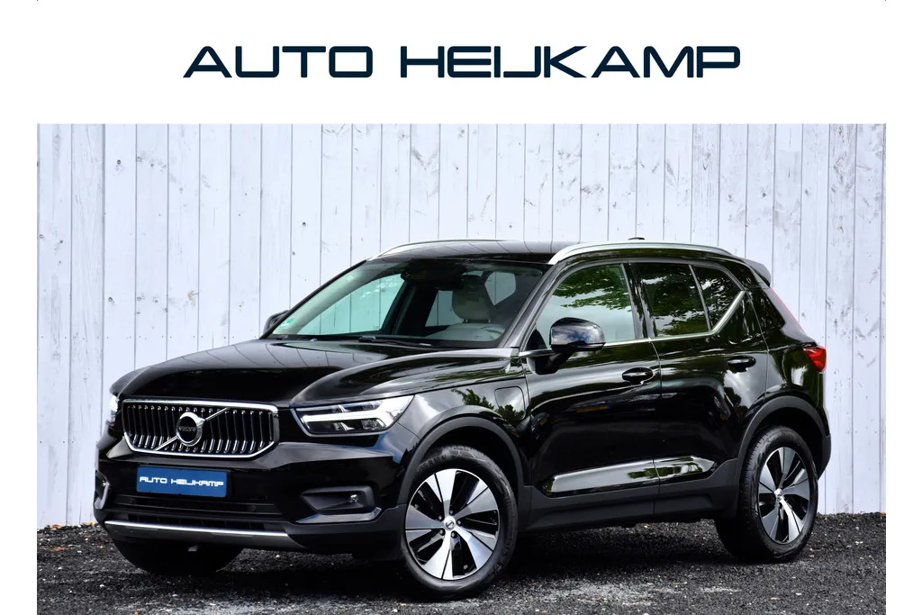 Volvo XC40 (2021) — foto 1