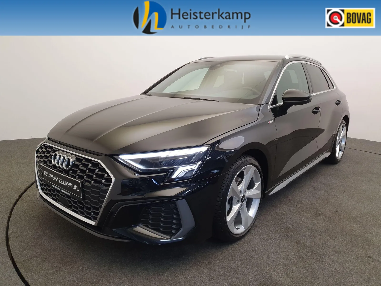 Audi A3 (2023) — foto 1