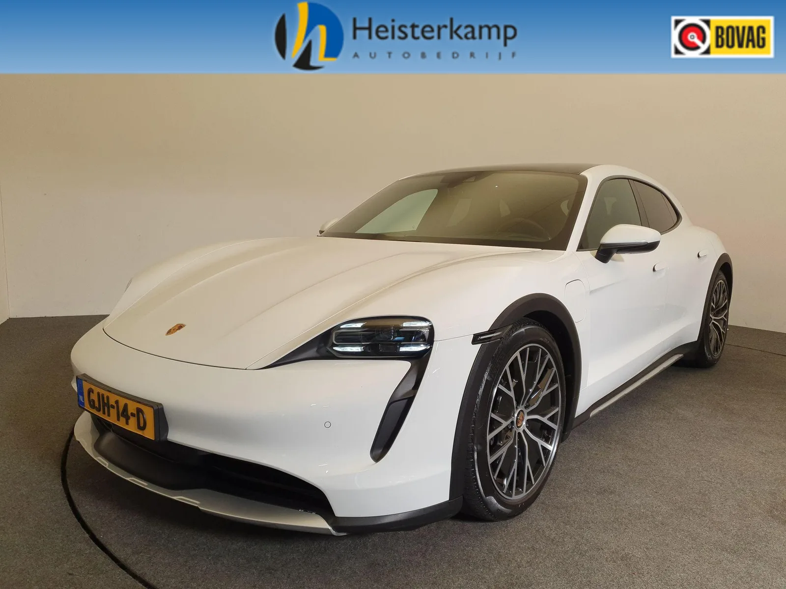 Porsche Taycan Cross Turismo (2022) — foto 1