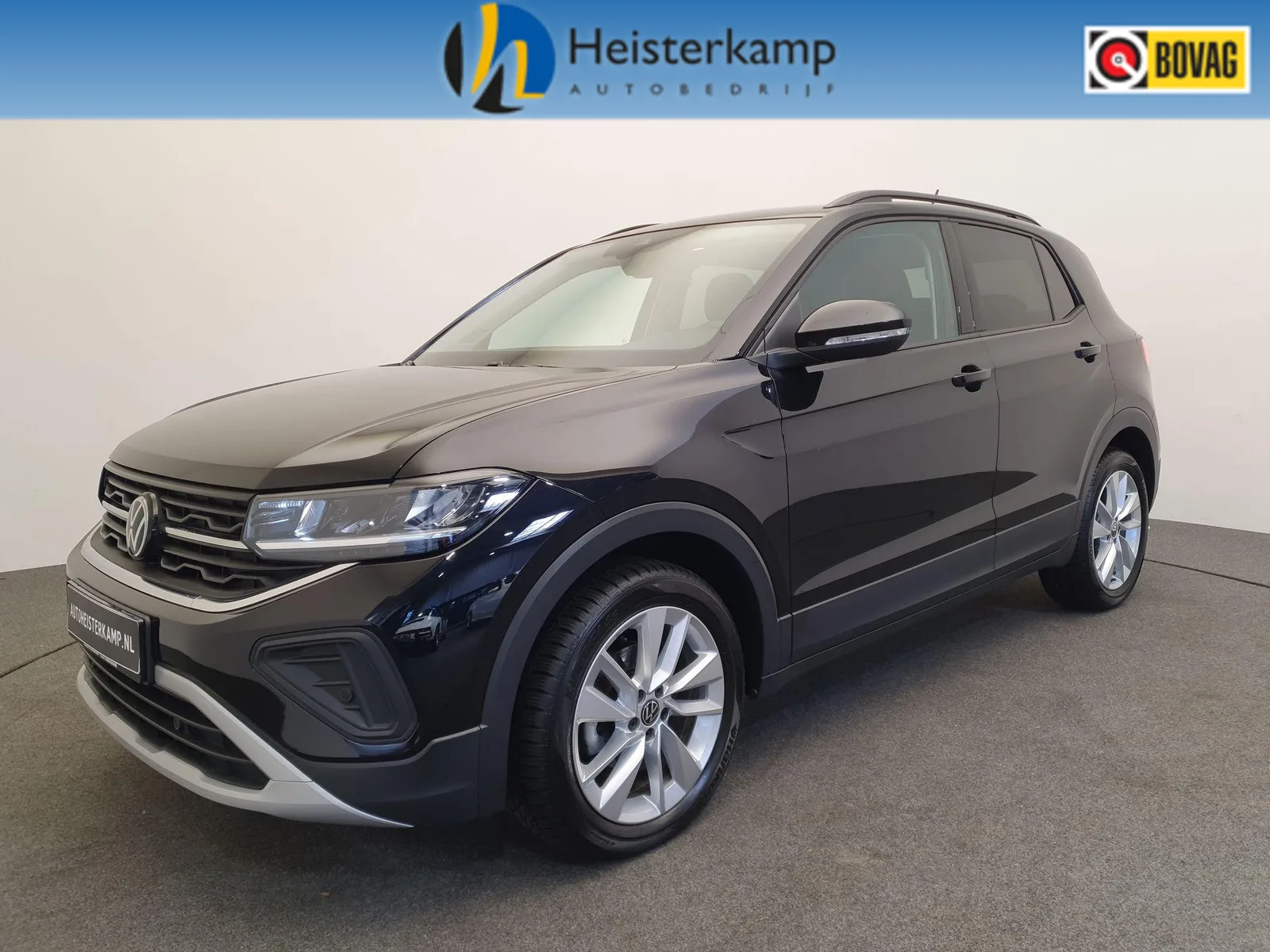 Volkswagen T-Cross (2024) — foto 1