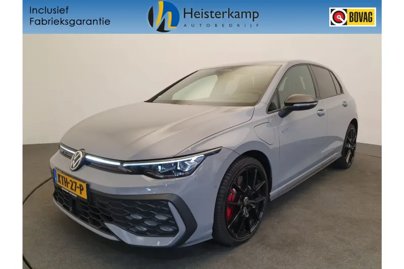 Volkswagen Golf (2025)