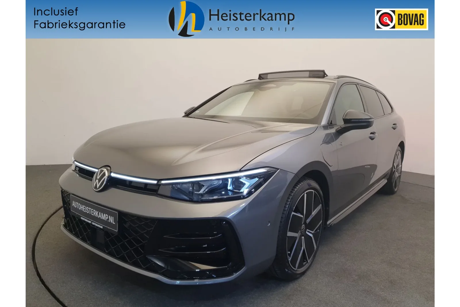 Volkswagen Passat (2025) — foto 1
