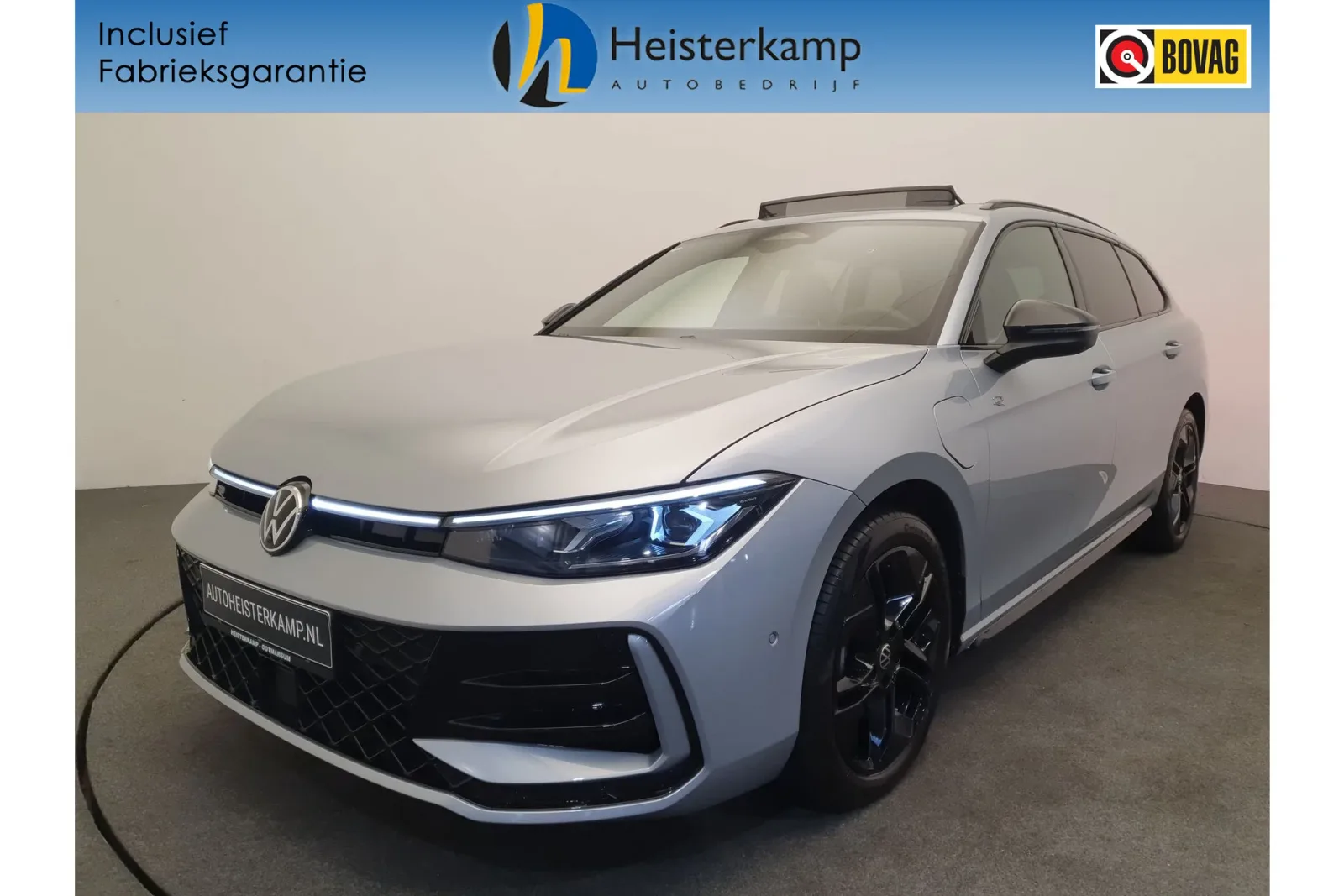 Volkswagen Passat (2025) — foto 1