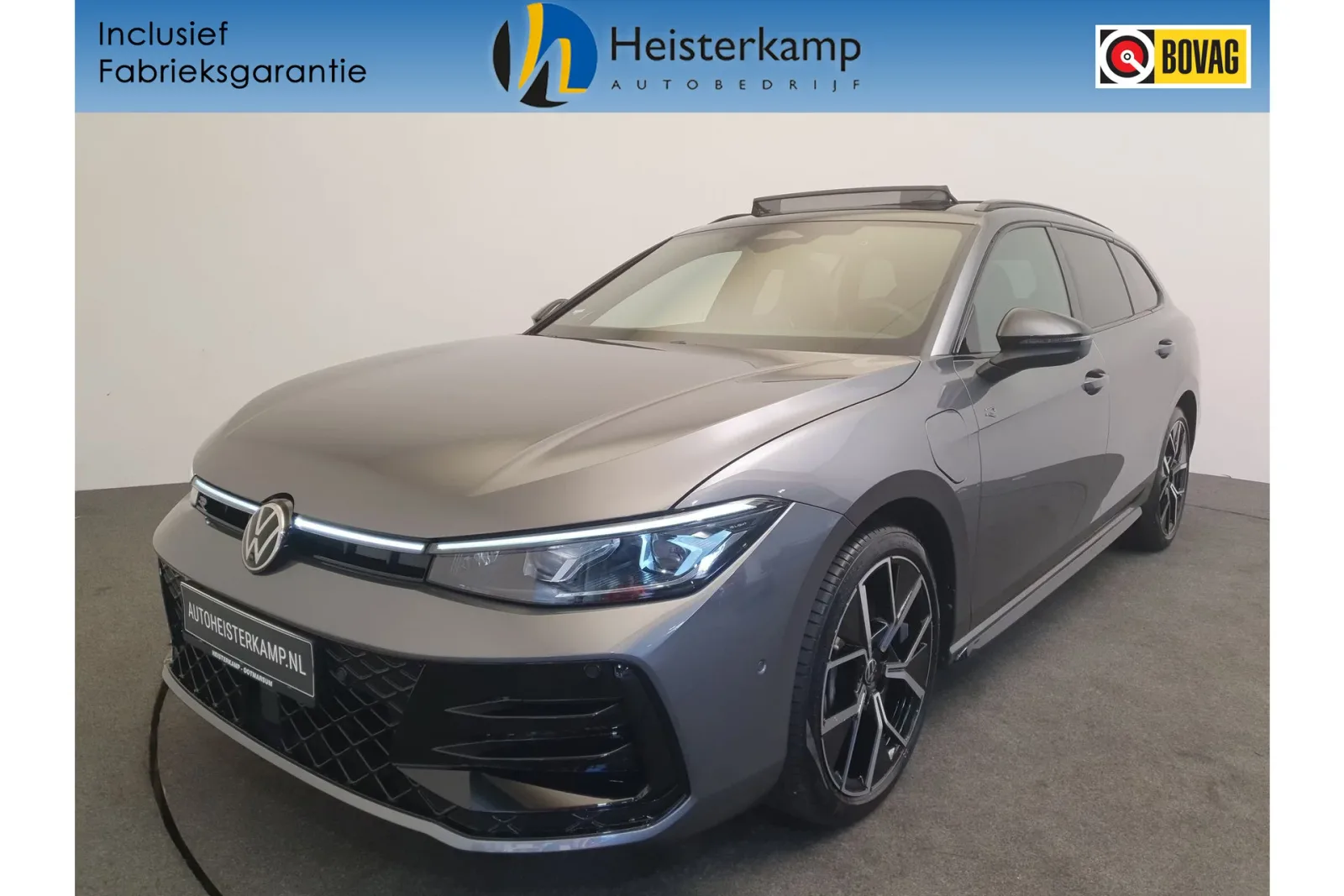 Volkswagen Passat (2025) — foto 1