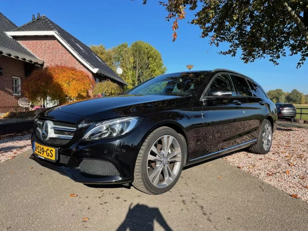 Mercedes-Benz C-Klasse (2014) — foto 1