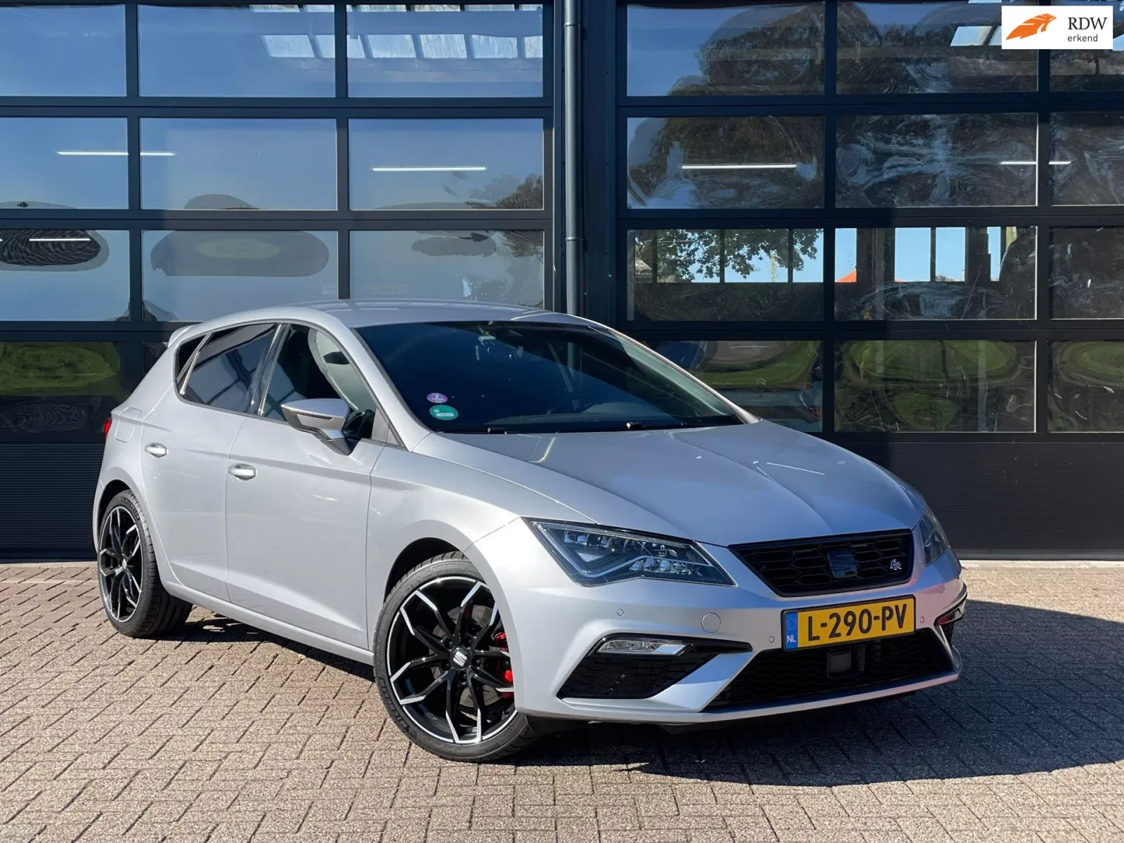 SEAT Leon (2019) — foto 1