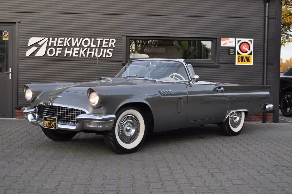 Ford Thunderbird (1957) — foto 1