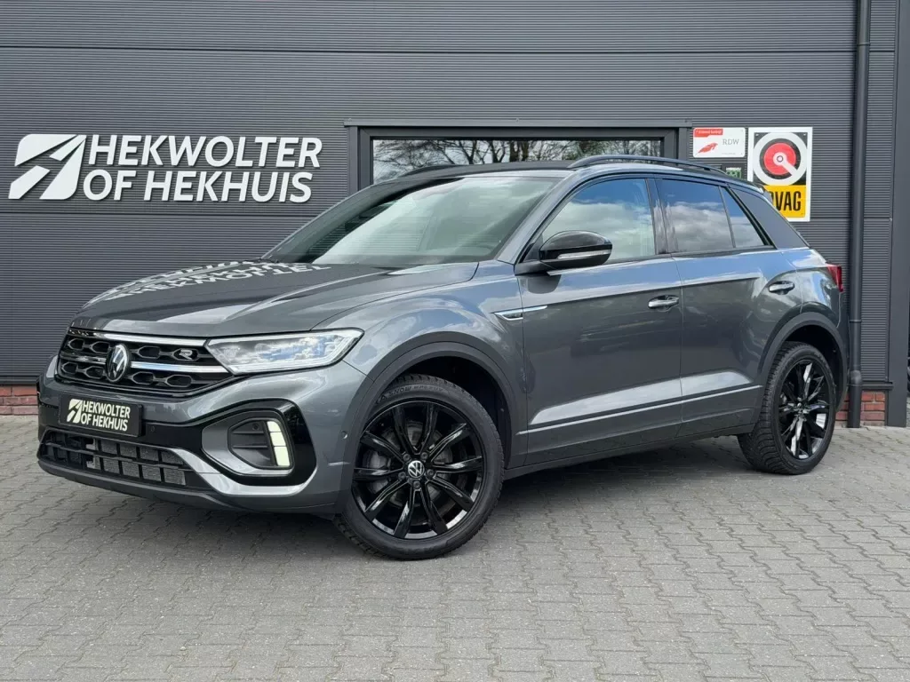 Volkswagen T-Roc (2023) — foto 1