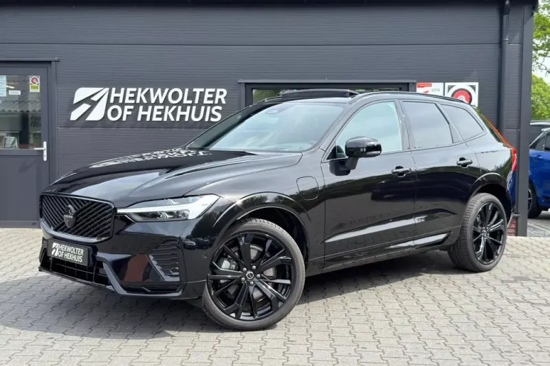 Volvo XC60 (2025)