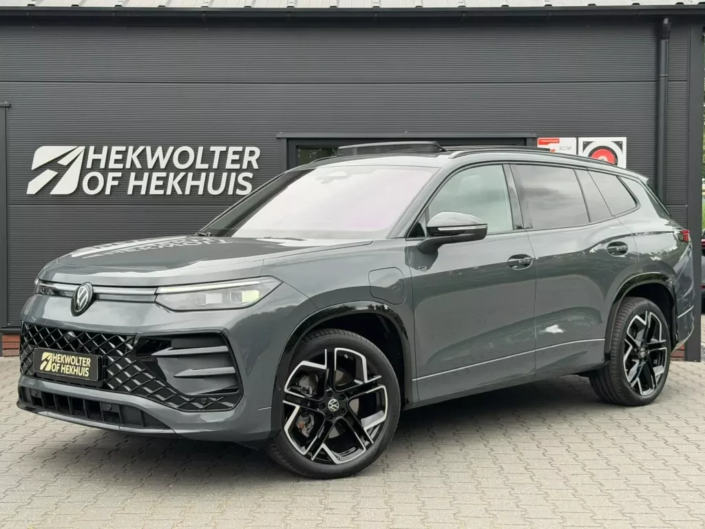 Volkswagen Tayron (2025) — foto 1