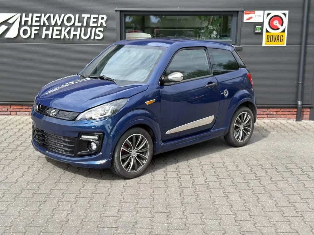 Stock Vehicles (2019) — foto 1