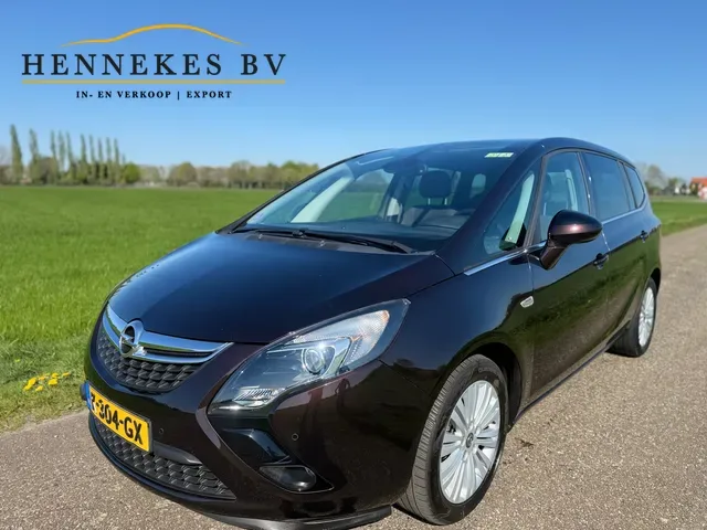 Opel Zafira (2015) — foto 1