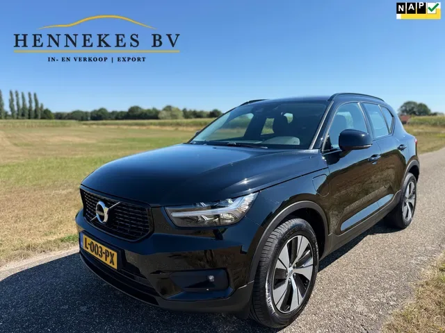 Volvo XC40 (2021) — foto 1