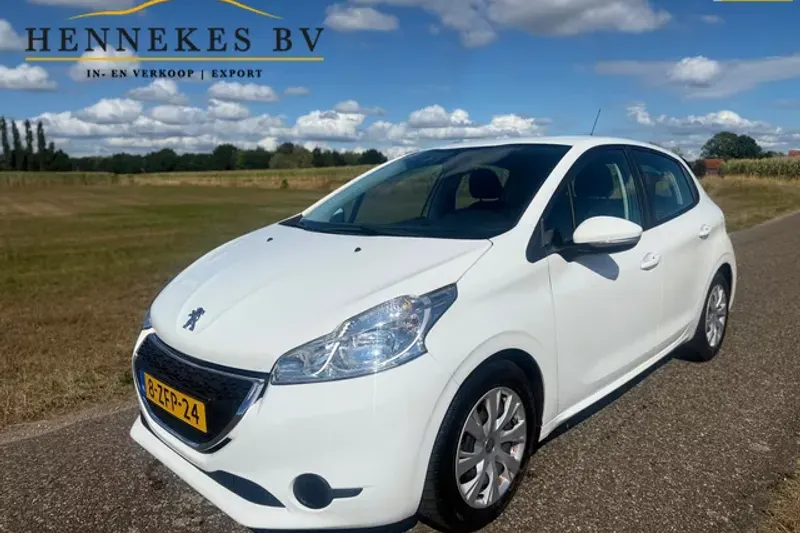 Peugeot 208 (2015)