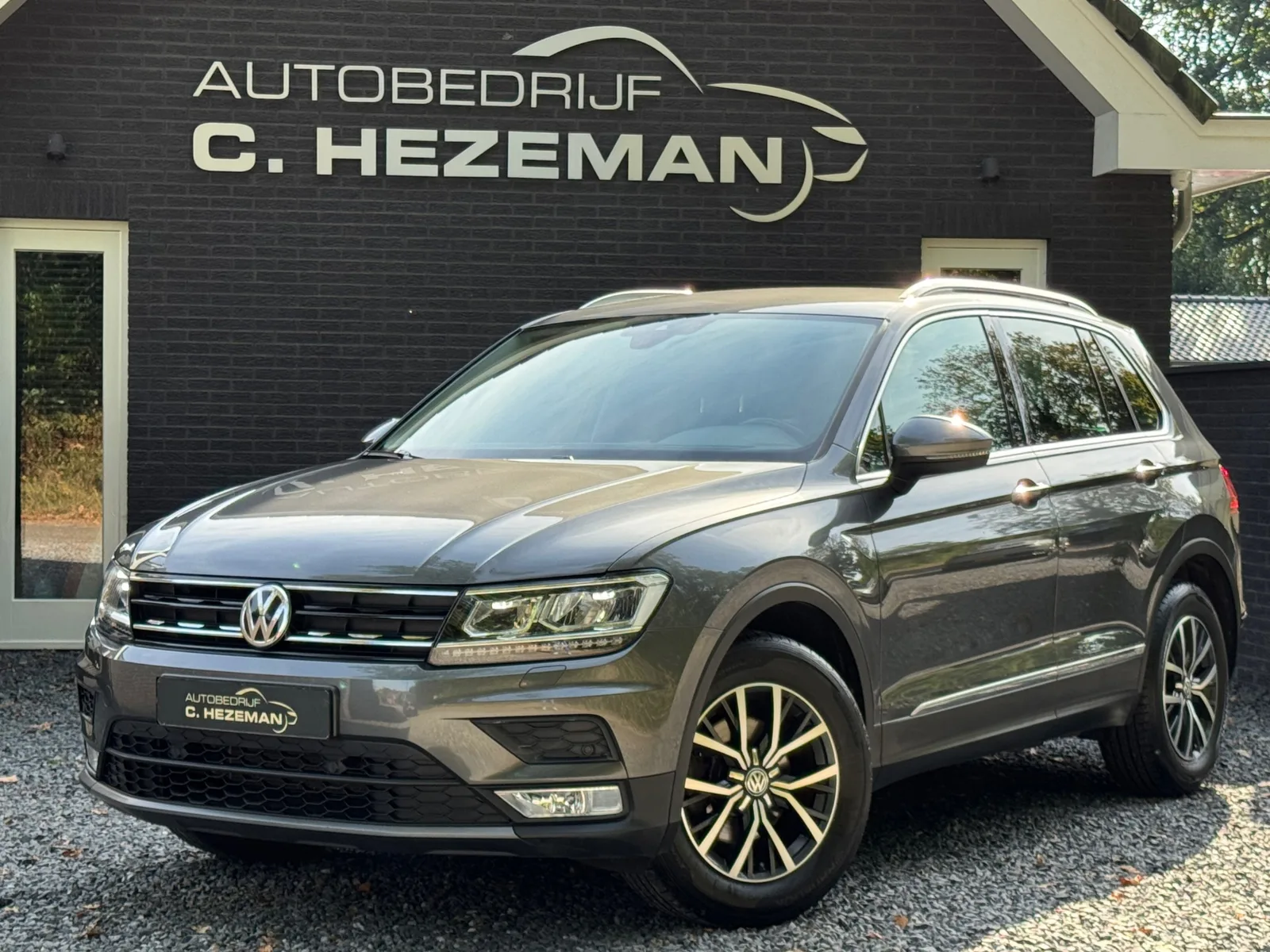 Volkswagen Tiguan (2016) — foto 1