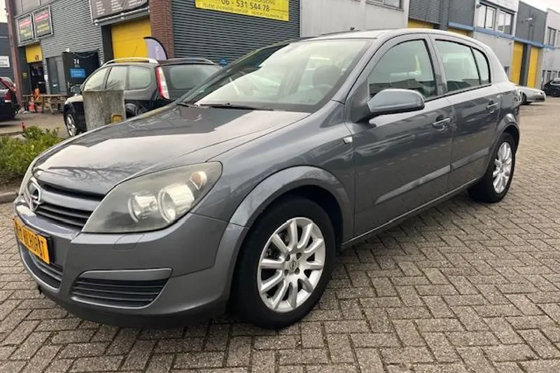 Opel Astra (2005)