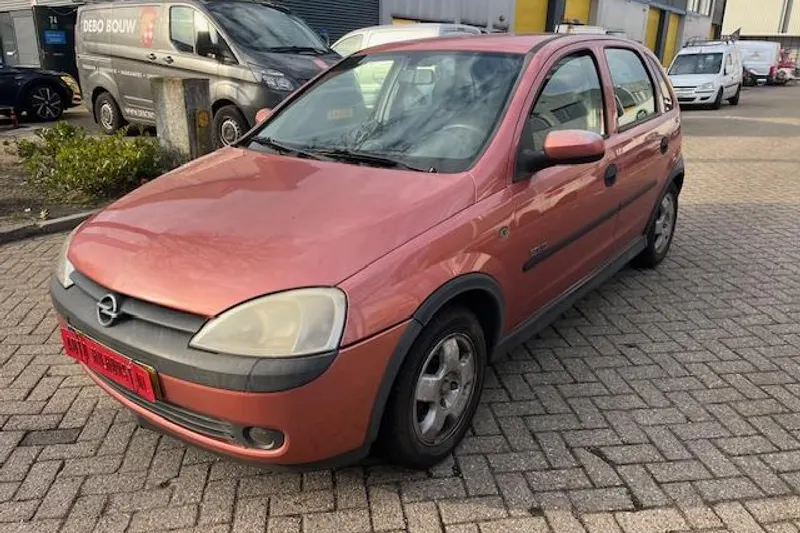 Opel Corsa (2001)