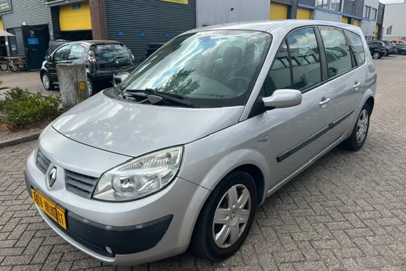 Renault Grand Scénic (2005)