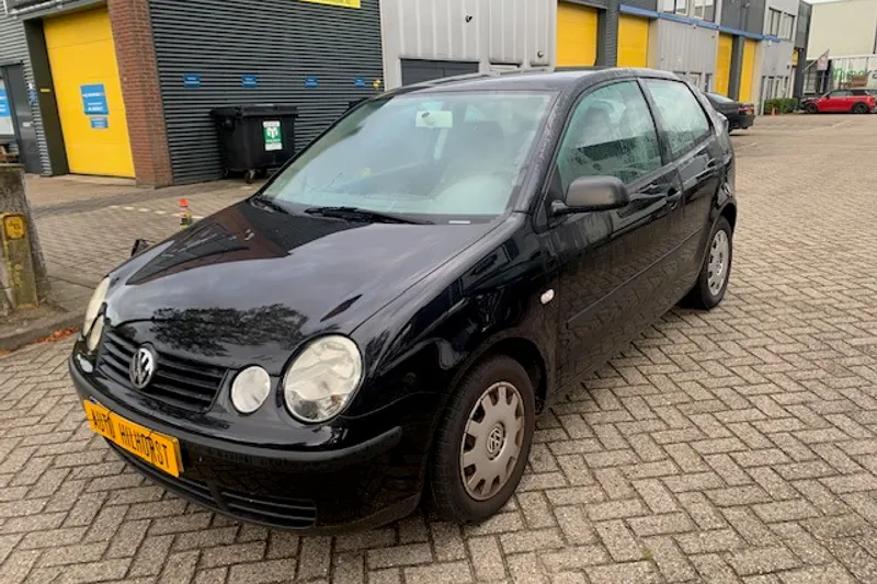 Volkswagen Polo (2003)